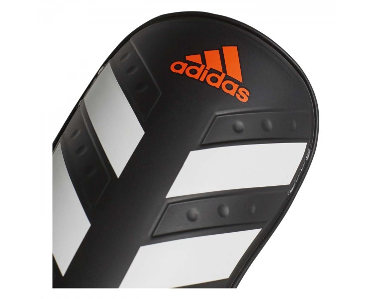 Ochraniacze Adidas CW5559