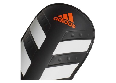Ochraniacze Adidas CW5559