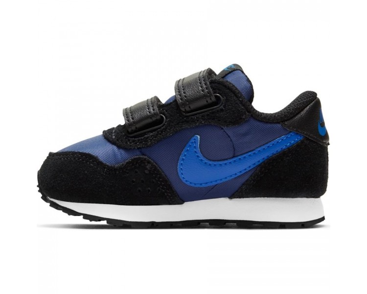 Buty dziecięce Nike MD Valiant CN8560-412 Buty dziecięce Nike MD Valiant CN8560-412