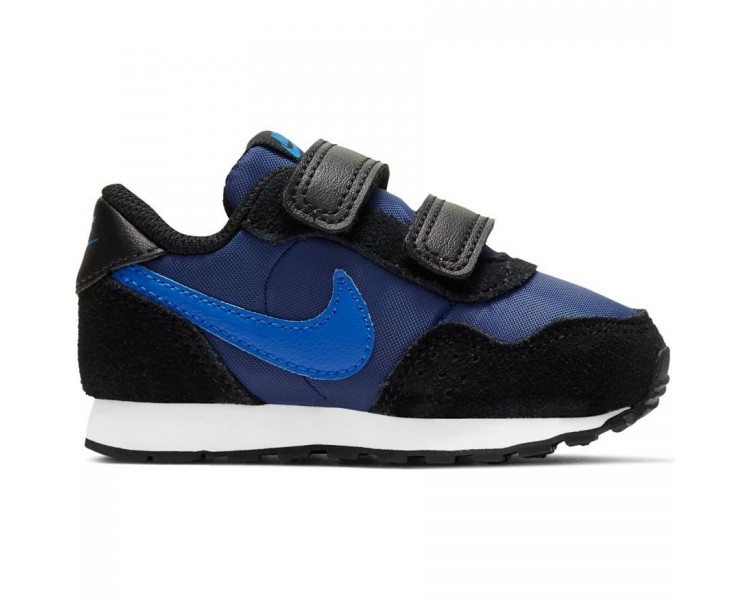 Buty dziecięce Nike MD Valiant CN8560-412 Buty dziecięce Nike MD Valiant CN8560-412