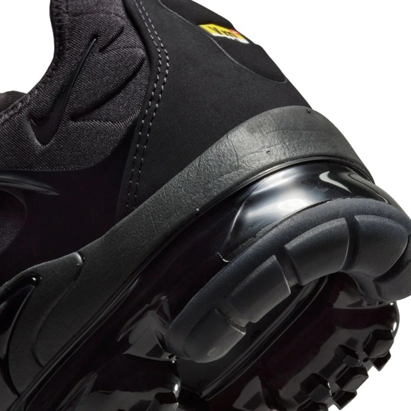 Buty Męskie Nike Air VAPORMAX PLUS 924453-004 Buty Męskie Nike Air VAPORMAX PLUS 924453-004
