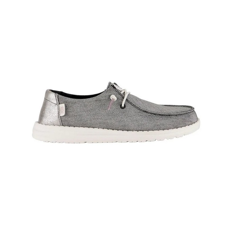 HEY DUDE Metallic Sparkle 41082-025 – Lekkie Buty Damskie z Brokatem| SportoweMarki.pl HEY DUDE Metallic Sparkle 41082-025 – Lekkie Buty Damskie z Brokatem| SportoweMarki.pl