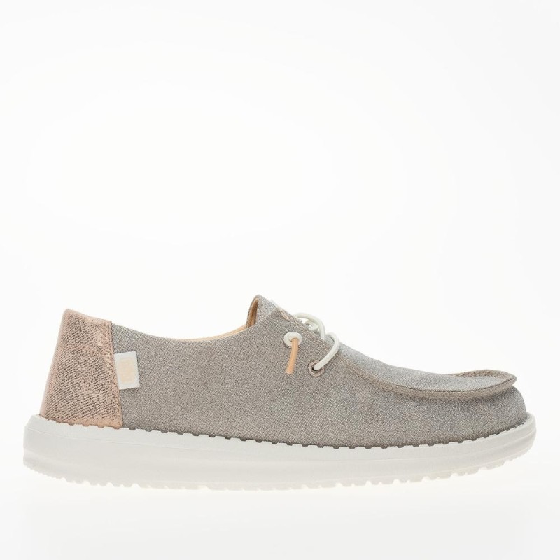 HEY DUDE Metallic Sparkle 41082-7D9 – Lekkie Buty Damskie Brokatowe| SportoweMarki.pl HEY DUDE Metallic Sparkle 41082-7D9 – Lekkie Buty Damskie Brokatowe| SportoweMarki.pl